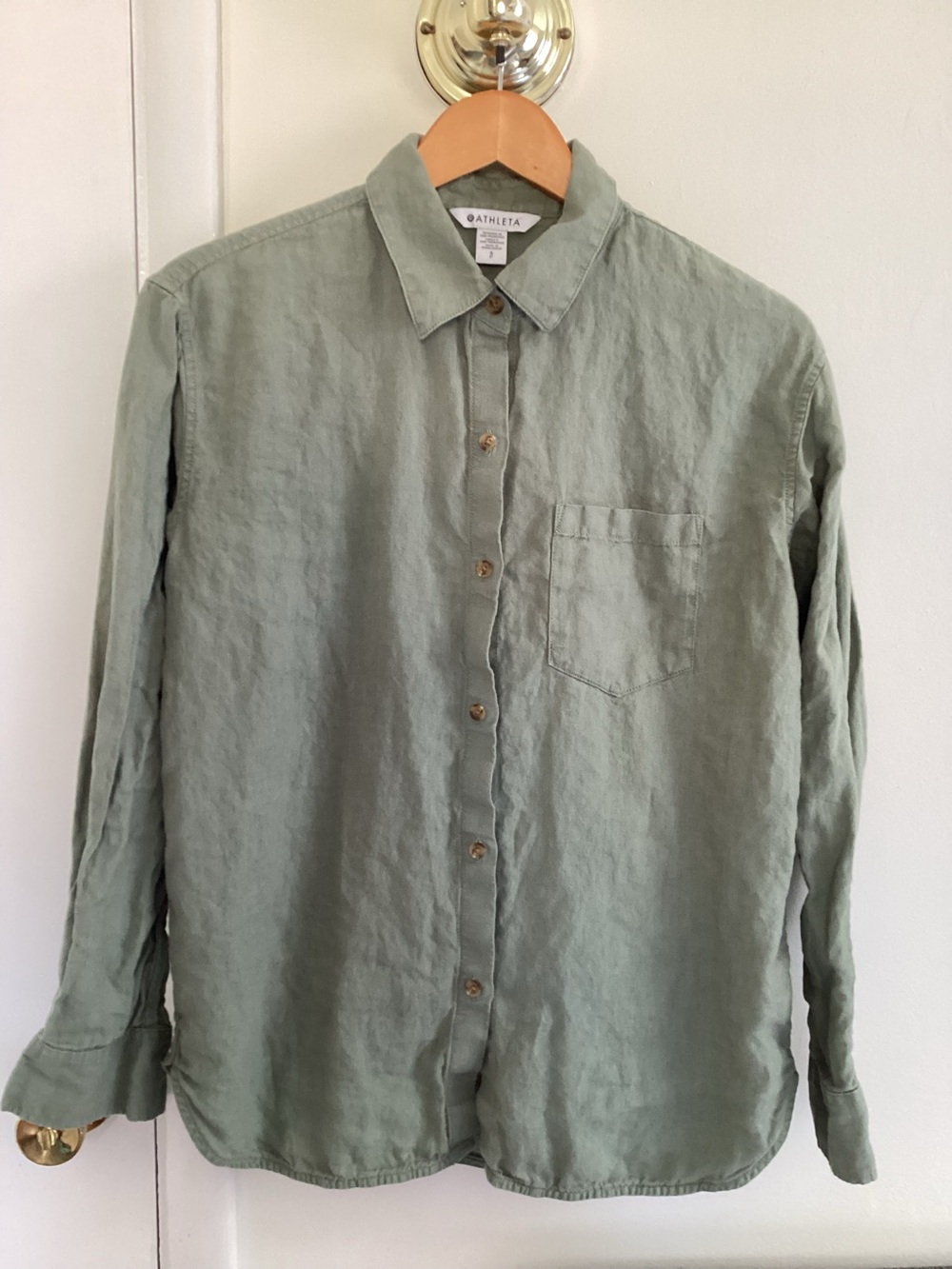 Athleta linen top sage